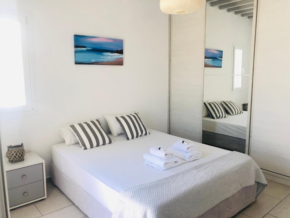 Jonaz Suites Mykonos Town Exterior photo